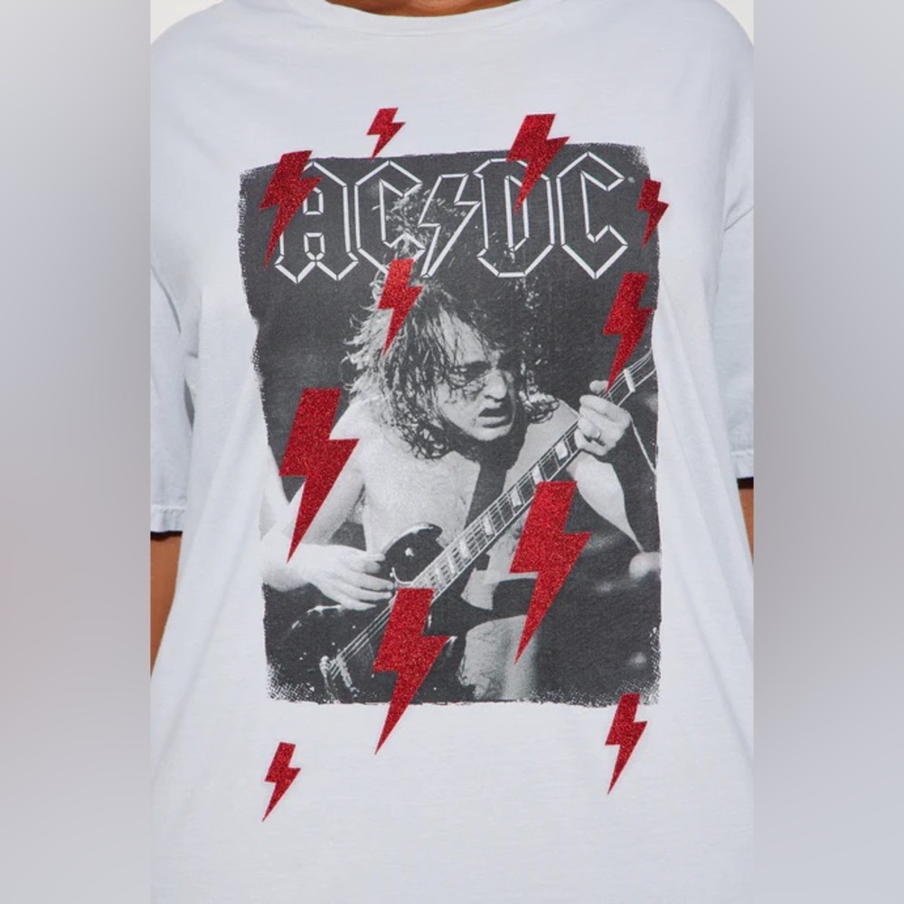 NWT AC/DC RED GLITTER LIGHTNING BOLT GRAPHIC TEE, SIZE 2XL